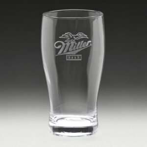 Engraved beer glass with classic brewery logo design