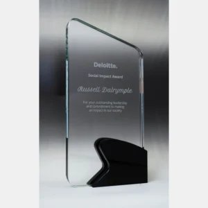 Clear / black apex glass blade with glass construction