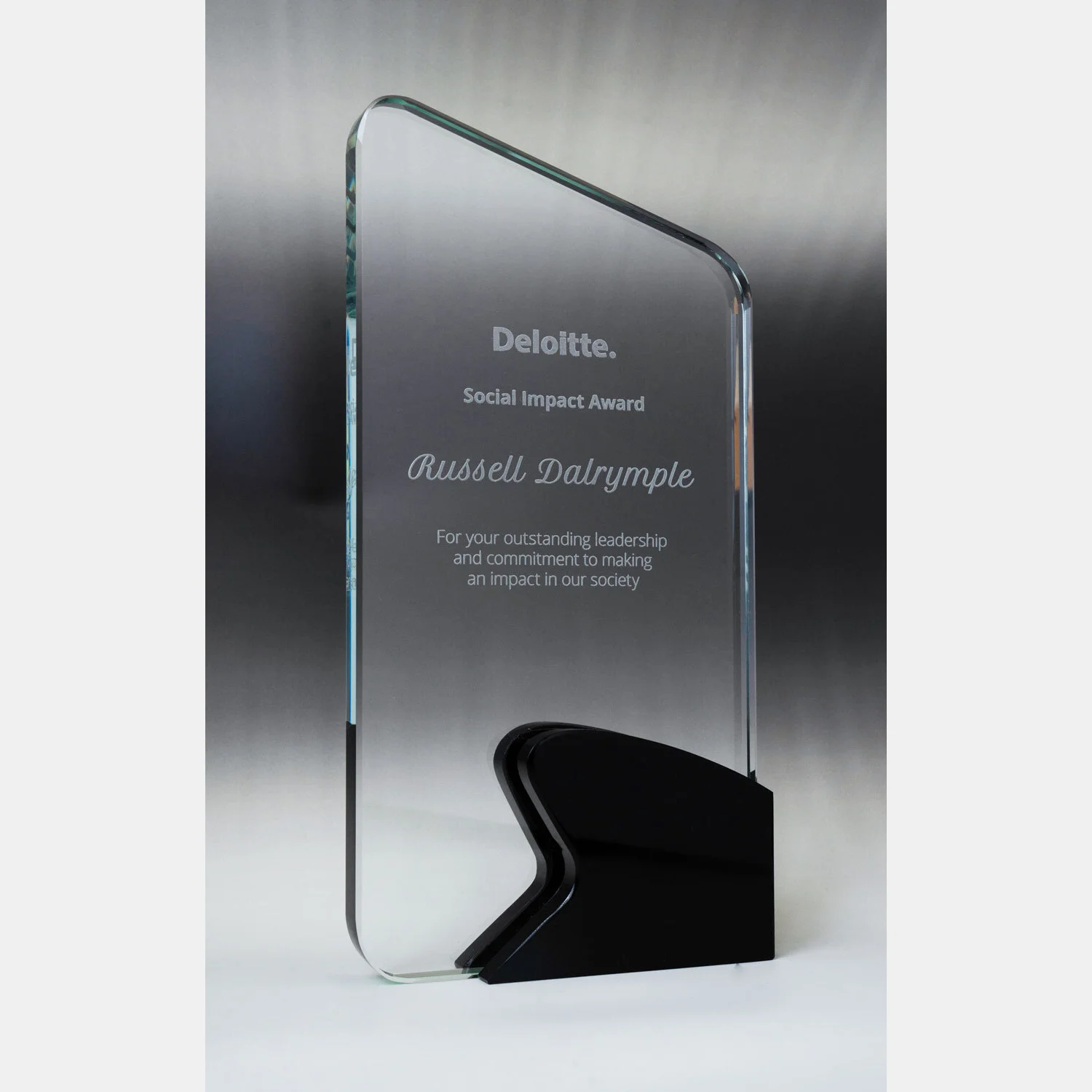 -black-grey-bg Clear / black apex glass blade with glass construction