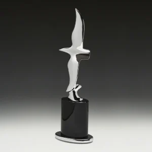Black cip crystal eagle with crystal / metal construction