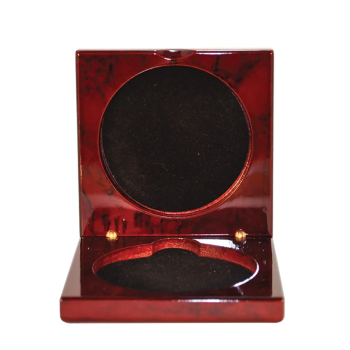 1404-3ch-cherry Cherry medal case with res / ilient construction
