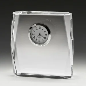 Piazza crystal clock with crystal construction
